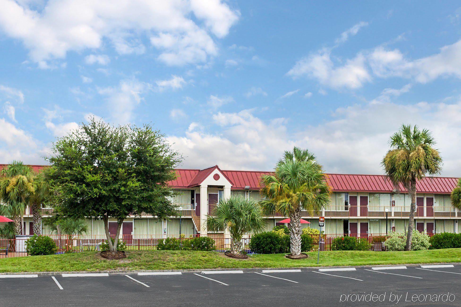 Fairbridge Inn Express Dundee Уинтър Хевън Екстериор снимка
